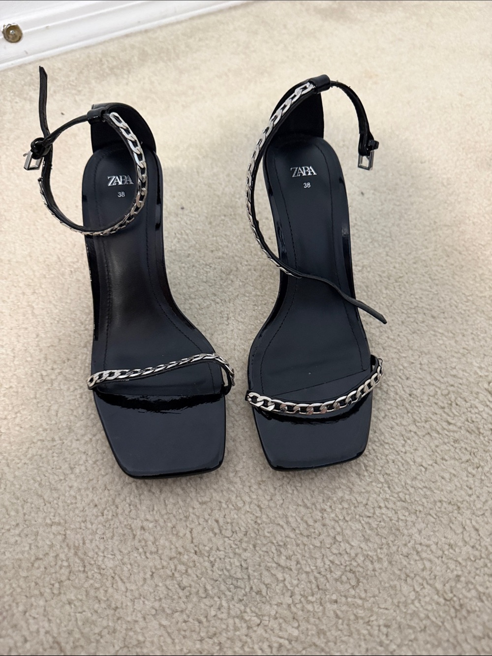 ZARA Black Patent Ankle-Strap Heels with Silver Chain 7,5 38zara